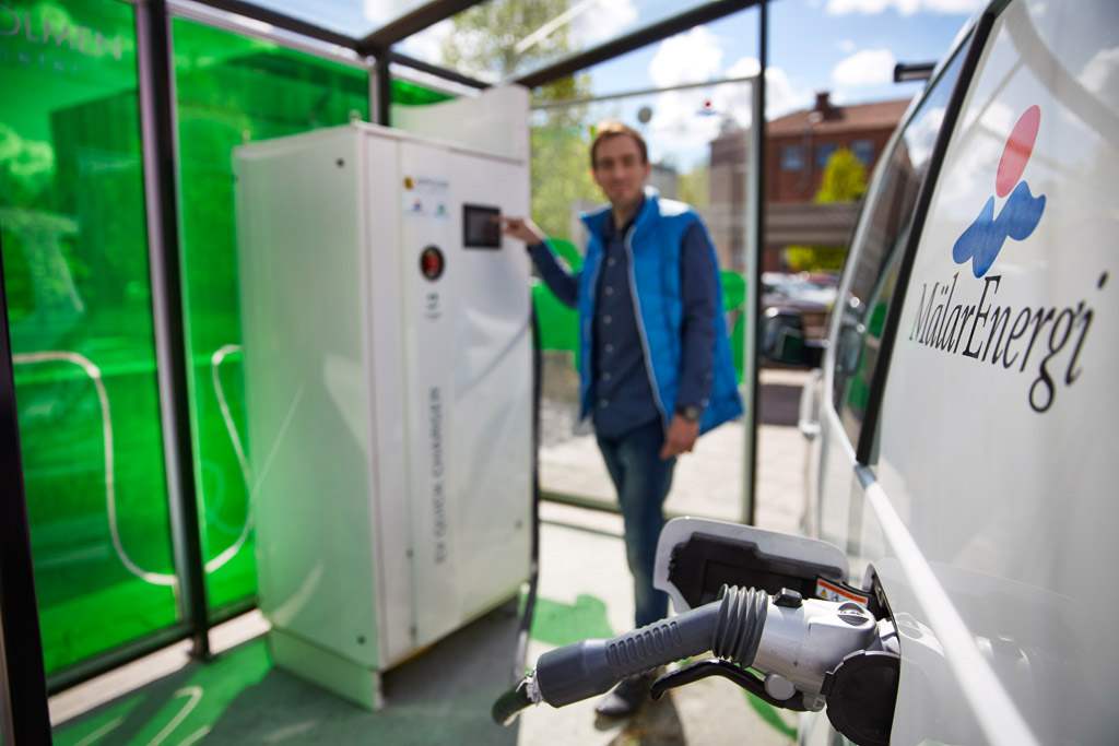 Idag drivs Mälarenergis 180 fordon i första hand av el eller biogas.